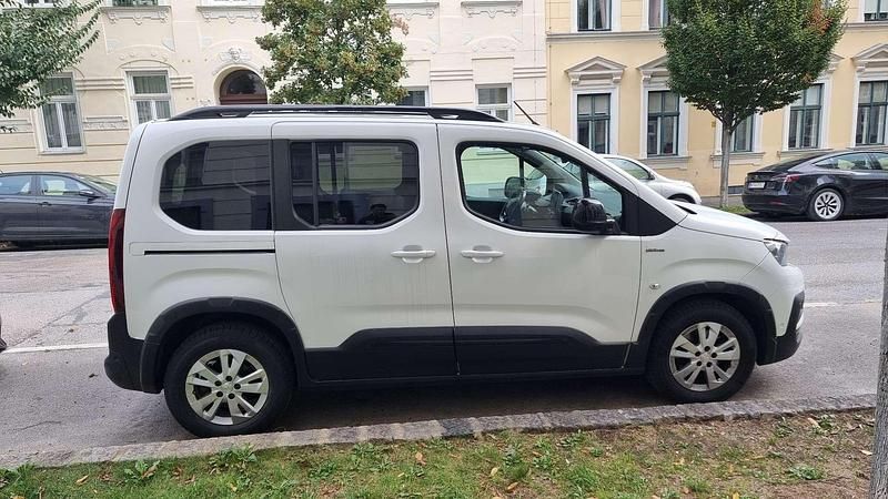 Gebraucht 2020 Peugeot Rifter GT-line Van / Kleinbus | € 18.000 (Superpreis) - Bild 1/4