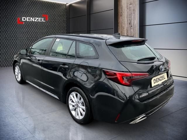 Neu Toyota Corolla Active 98 PS (72 kW) 2026 Night sky black Kombi
