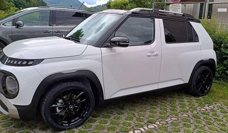 Gebraucht Hyundai Inster Trend 83 kW (114 PS) 2025 Weiß Kleinwagen