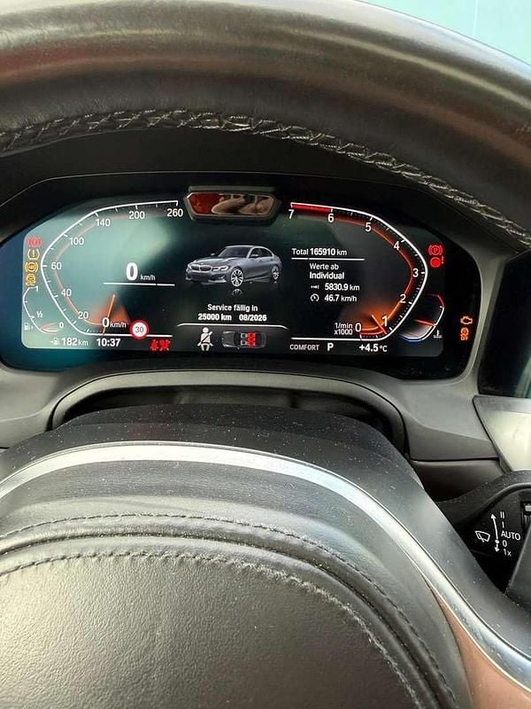 Gebraucht BMW 330 258 PS (189 kW) 2019 Grau Limousine