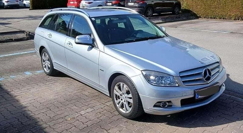 Gebraucht Mercedes C200 Avantgarde 136 PS (100 kW) 2008 Silber Kombi