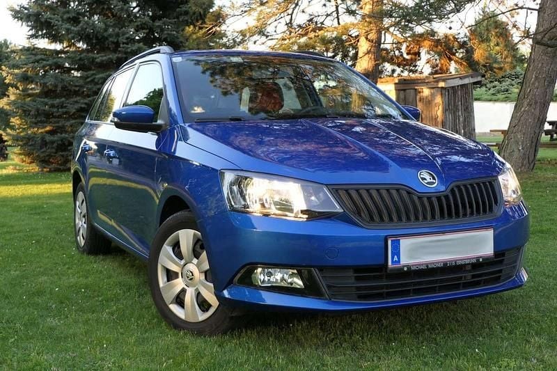 Gebraucht Skoda Fabia 75 PS (55 kW) 2018 Blau Kombi