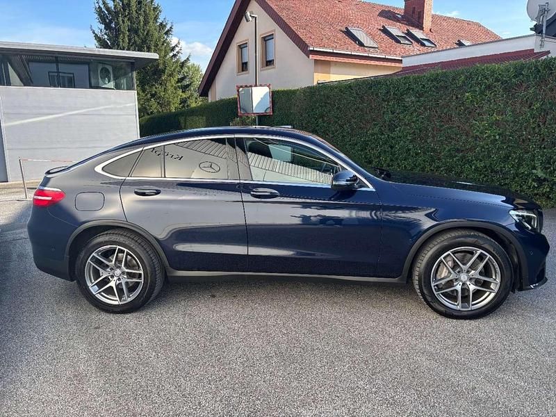 Gebraucht Mercedes GLC220 Sport 170 PS (125 kW) 2016 Blau Coupé
