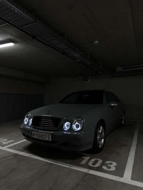 Gebraucht Mercedes CLK320 Avantgarde 218 PS (160 kW) 2001 Coupé