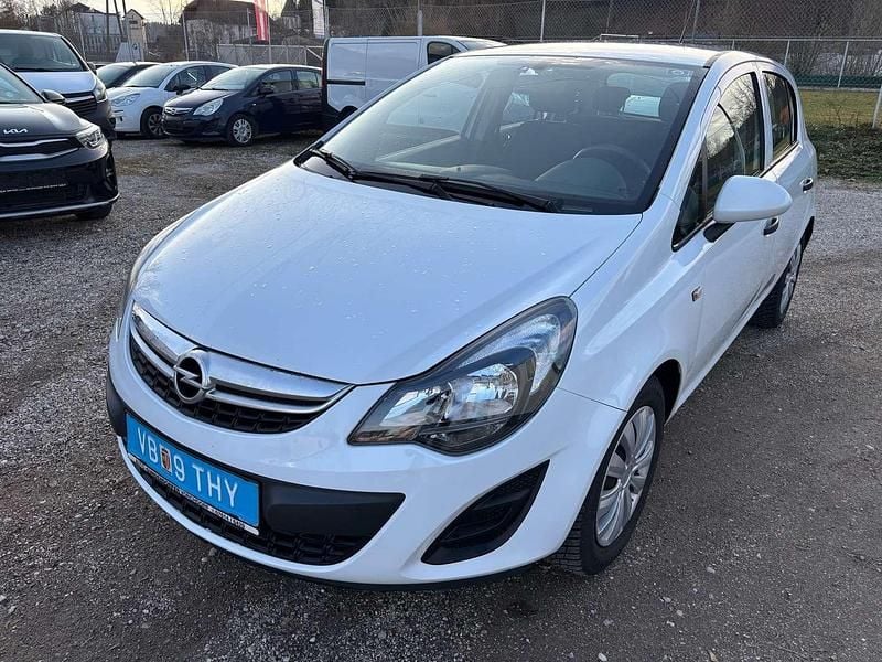 Weiß Gebraucht 2014 Opel Corsa Limousine | € 3.500 (Fairer Preis) - Bild 1/4