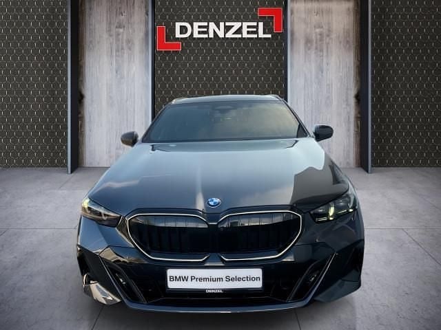 Gebraucht BMW 520 Comfort Edition 197 PS (144 kW) 2025 Grau Kombi
