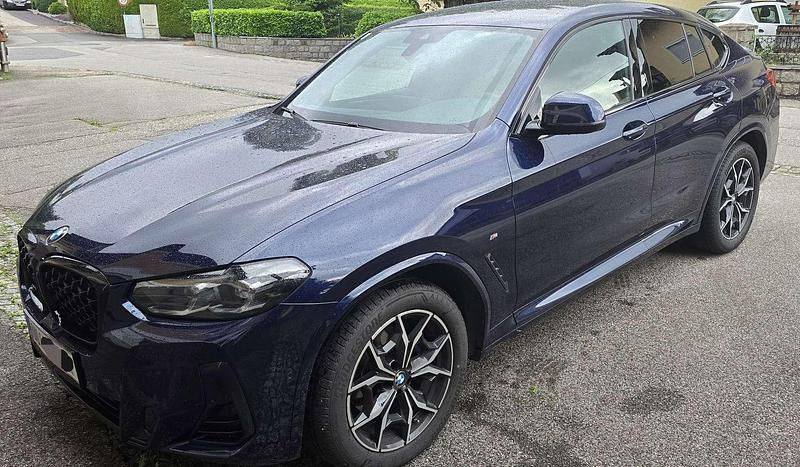 Blau Gebraucht 2022 BMW X4 Shadowline SUV | € 47.500 (Fairer Preis) - Bild 1/4