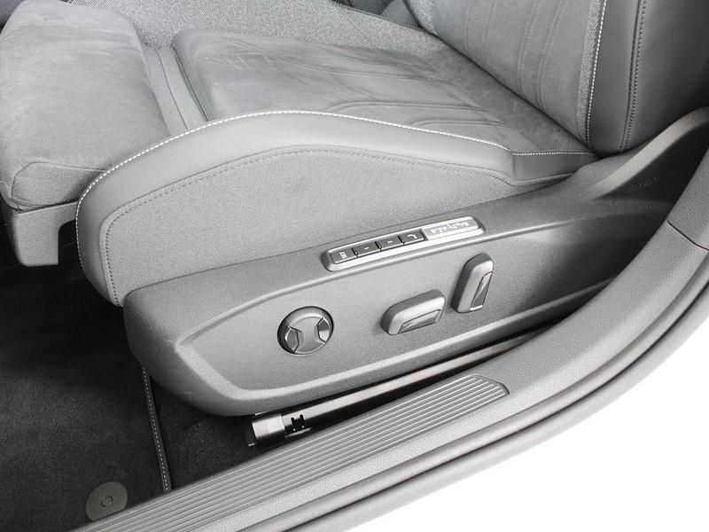 Gebraucht VW Golf VIII Life 115 PS (84 kW) 2025 Weiss  normal