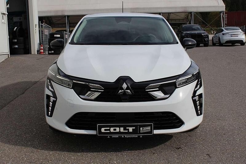Neu Mitsubishi Colt Invite 94 PS (69 kW) 2025 Weiß Limousine