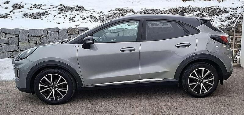 Gebraucht Ford Puma Titanium 125 PS (91 kW) 2020 Silber SUV