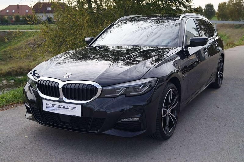 Gebraucht BMW 330e 252 PS (185 kW) 2022 Schwarz Kombi