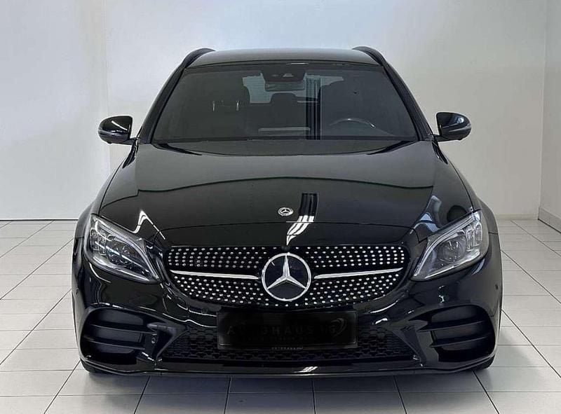 Schwarz Gebraucht 2018 Mercedes C220 AMG line Kombi | € 23.900 (Fairer Preis) - Bild 1/4