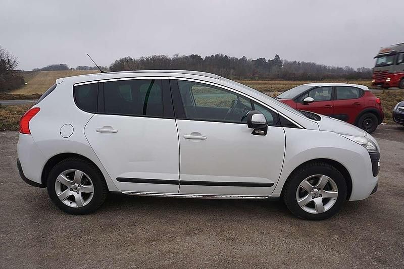 Gebraucht Peugeot 3008 Active 109 PS (80 kW) 2010 Weiß Kombi