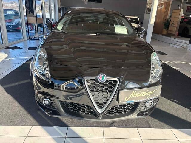 Gebraucht Alfa Romeo Giulietta Super 120 PS (88 kW) 2017 Schwarz Kleinwagen