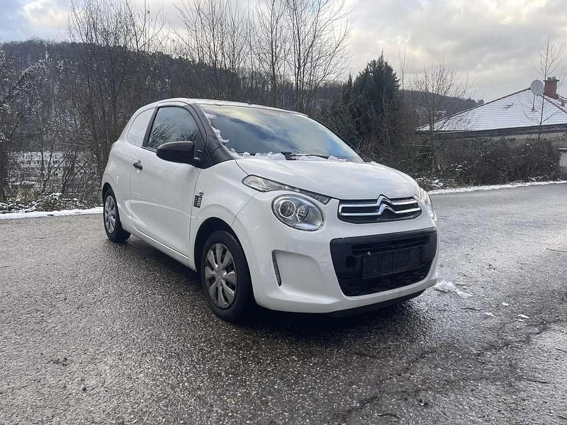 Gebraucht Citroën C1 69 PS (50 kW) 2017 Weiß Kleinwagen
