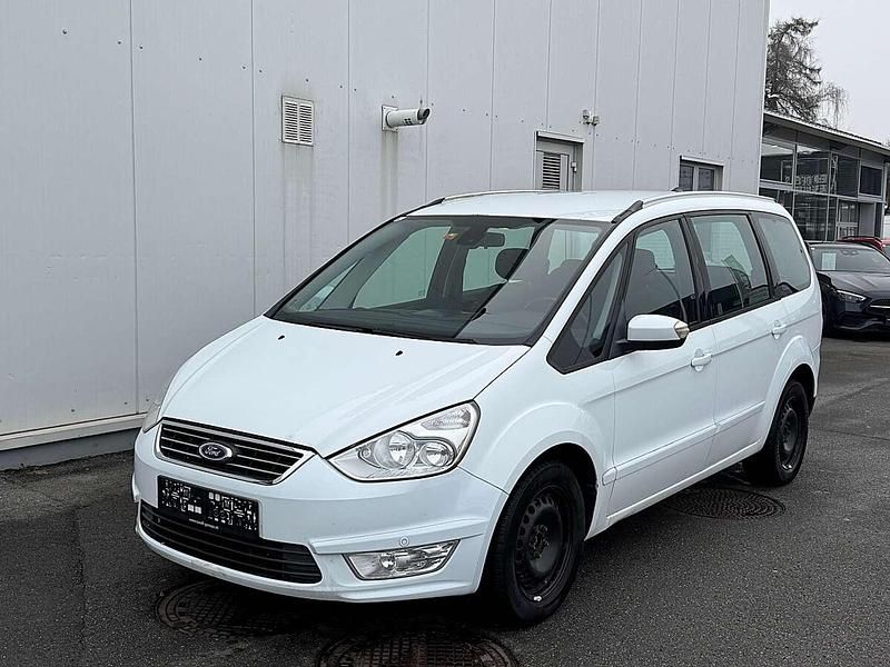 Gebraucht Ford Galaxy Trend 140 PS (102 kW) 2013 Weiß Van / Kleinbus