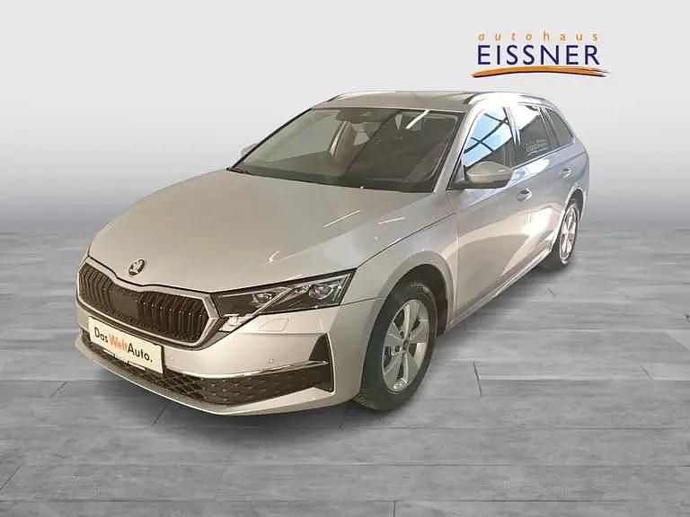 Silber metallic Neu 2025 Skoda Octavia Selection Kombi | € 29.490 (Guter Preis) - Bild 1/4