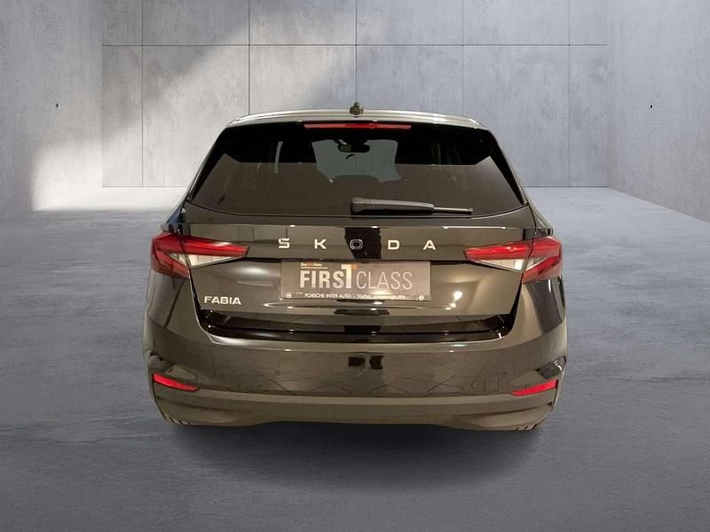 Gebraucht Skoda Fabia Selection 95 PS (69 kW) 2025 Schwarz  metallicperleffektno Limousine