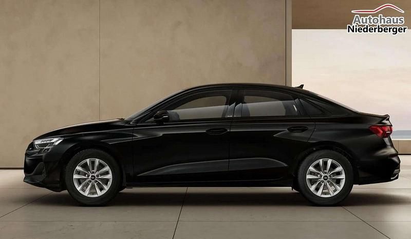 Neu Audi A3 Ambiente 116 PS (85 kW) 2025 Schwarz Limousine