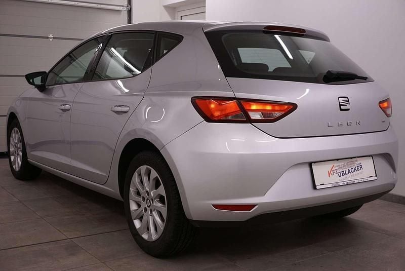 Gebraucht Seat Leon Style 105 PS (77 kW) 2013 Grau Kleinwagen