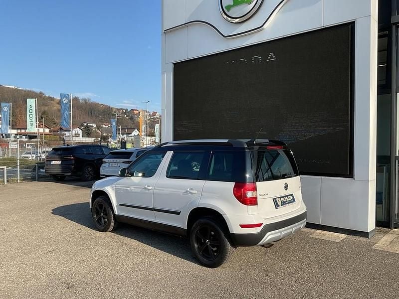 Gebraucht Skoda Yeti Outdoor Style 110 PS (80 kW) 2016 Weiß SUV
