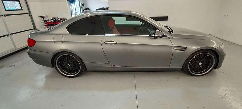 Gebraucht BMW 335 Comfort Edition 306 PS (225 kW) 2009 Silber Coupé