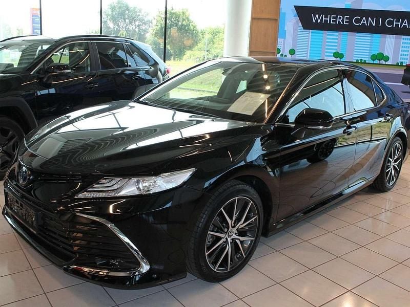 Schwarz Gebraucht 2024 Toyota Camry Limousine | € 41.900 - Bild 1/4