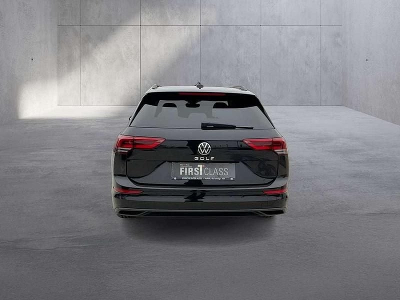 Gebraucht VW Golf VIII Life 110 PS (80 kW) 2024 Schwarz Kombi