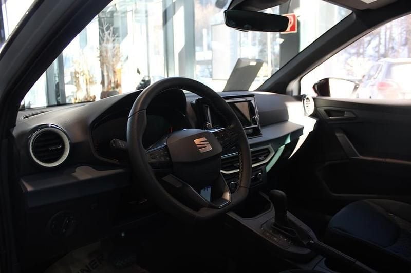 Neu Seat Arona Style 115 PS (84 kW) 2026 Hellgrau  metallic SUV