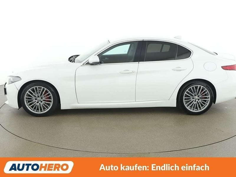 Gebraucht Alfa Romeo Giulia Super 200 PS (147 kW) 2016 Weiß Limousine