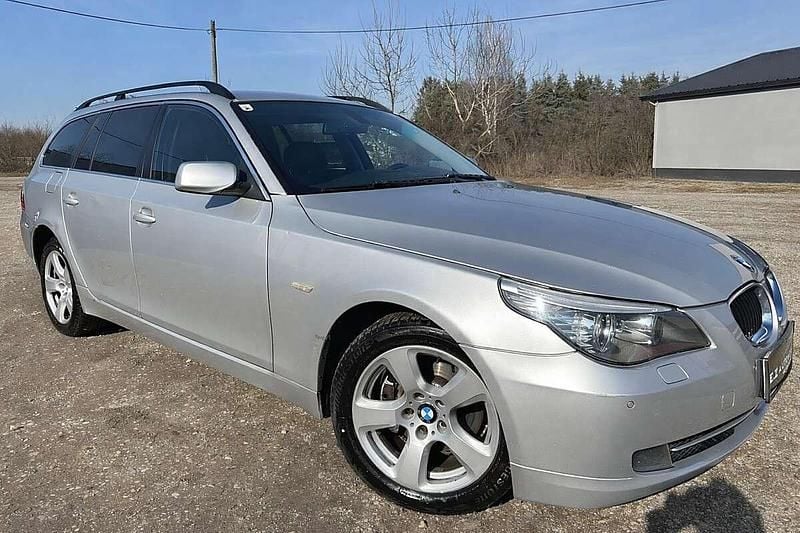 Gebraucht BMW 520 Advantage 177 PS (130 kW) 2008 Silber Kombi