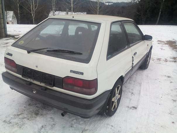 Мазда 323 bf 1987