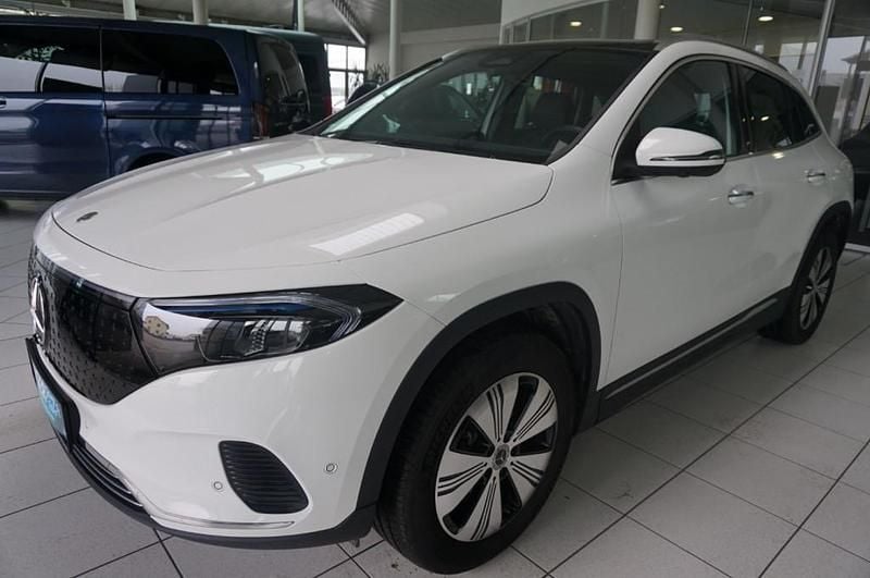 Gebraucht Mercedes EQA300 167 kW (228 PS) 2024 SUV