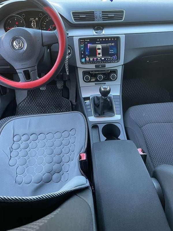 Gebraucht VW Passat Trendline 105 PS (77 kW) 2011 Limousine