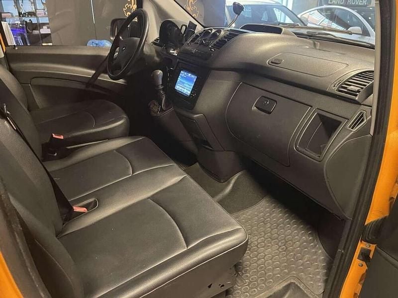 Gebraucht Mercedes Vito 136 PS (100 kW) 2014 Orange Van
