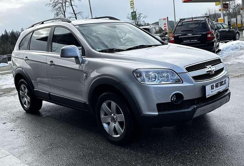 Gebraucht Chevrolet Captiva 150 PS (110 kW) 2008 Grau SUV