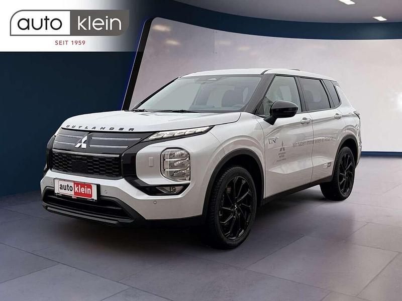 Gebraucht Mitsubishi Outlander P-HEV Invite 306 PS (225 kW) 2025 Weiß SUV