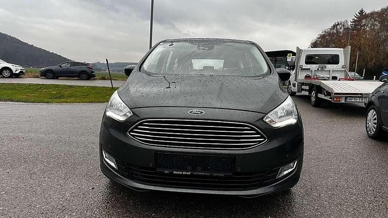 Grau Gebraucht 2019 Ford C-MAX Titanium Van / Kleinbus | € 10.790 (Fairer Preis) - Bild 1/4