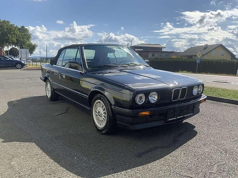Gebraucht BMW 325 Cabriolet 170 PS (125 kW) 1989 Schwarz Cabrio
