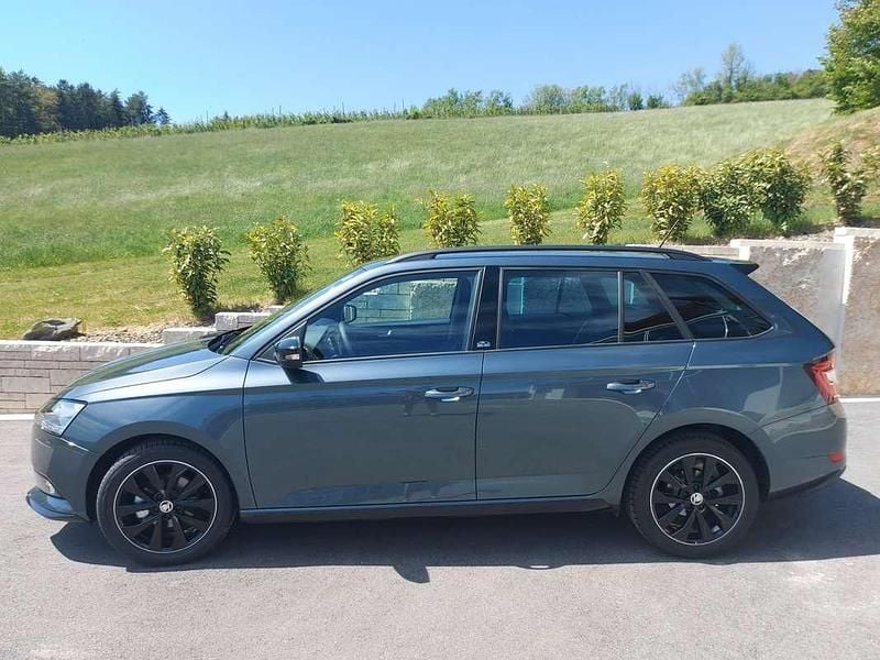 Gebraucht Skoda Fabia Monte Carlo 95 PS (69 kW) 2021 Grau Kombi