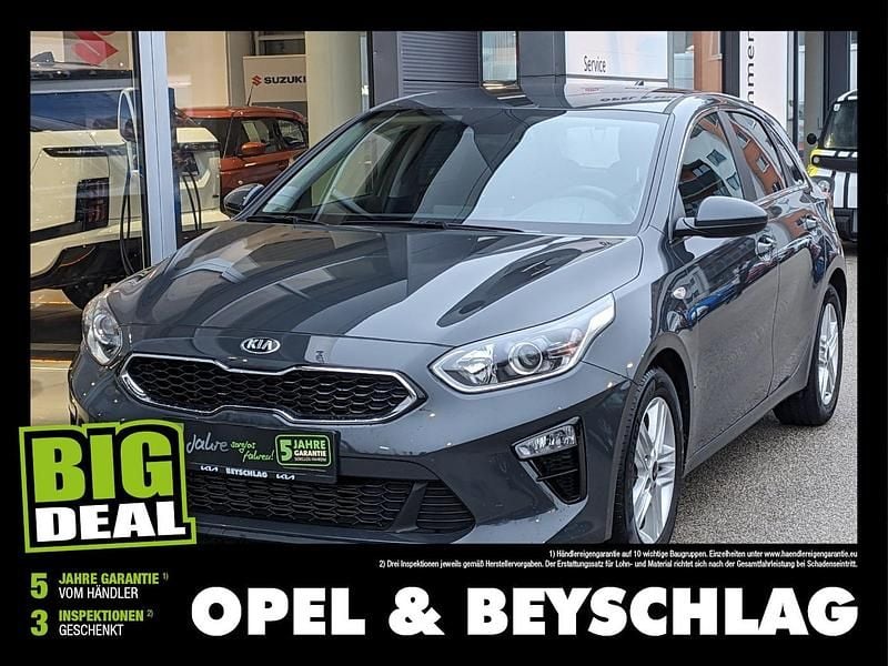 Pentametal met. Gebraucht 2021 Kia Ceed Silver Kleinwagen | € 13.970 (Guter Preis) - Bild 1/4