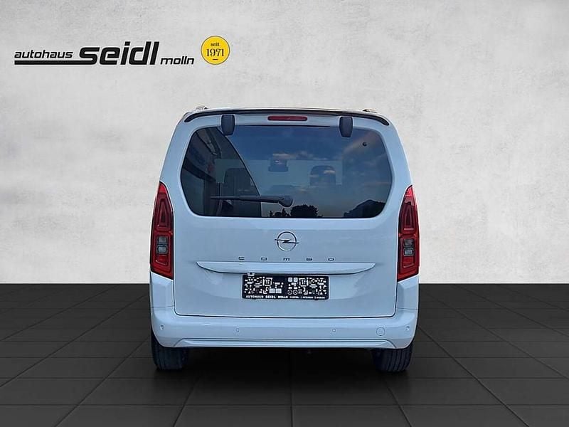 Neu Opel Combo 131 PS (96 kW) 2026 Kombi