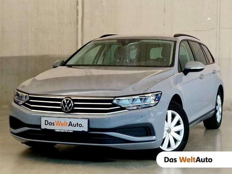 Dunkelgrau normal Gebraucht 2022 VW Passat Kombi | € 20.890 (Guter Preis) - Bild 1/4