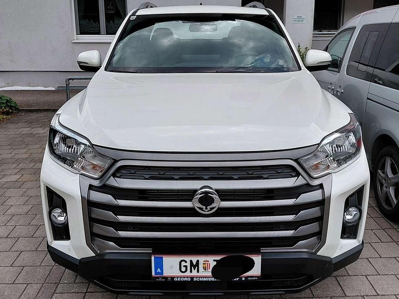 Weiß Gebraucht 2024 Ssangyong (KGM) Musso SUV | € 33.500 - Bild 1/4