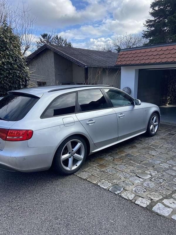 Gebraucht Audi A4 Sport 143 PS (105 kW) 2011 Kombi