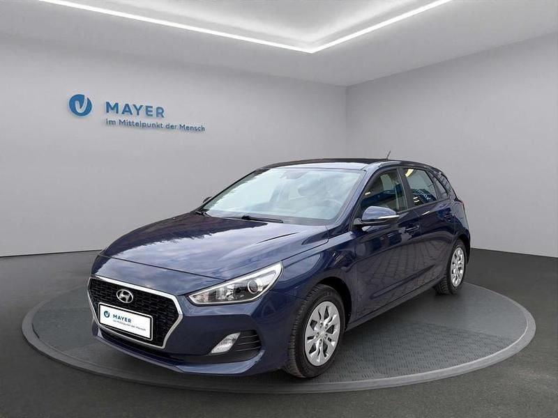 Gebraucht Hyundai i30 99 PS (72 kW) 2019 Blau Limousine