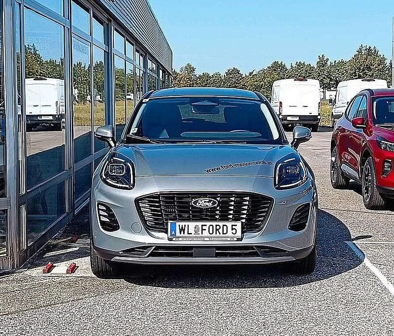 Gebraucht Ford Puma Titanium 125 PS (91 kW) 2024 Solarsilber SUV