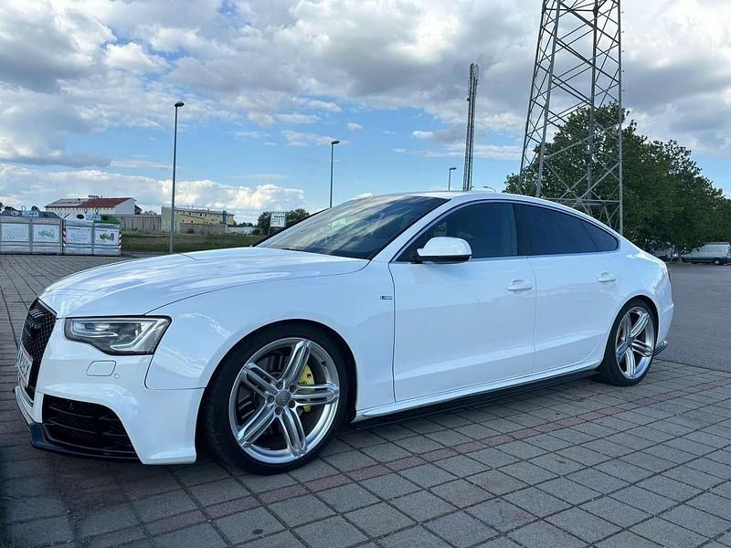 Weiß Gebraucht 2012 Audi A5 Sportback S-Line Kleinwagen | € 19.250 - Bild 1/4
