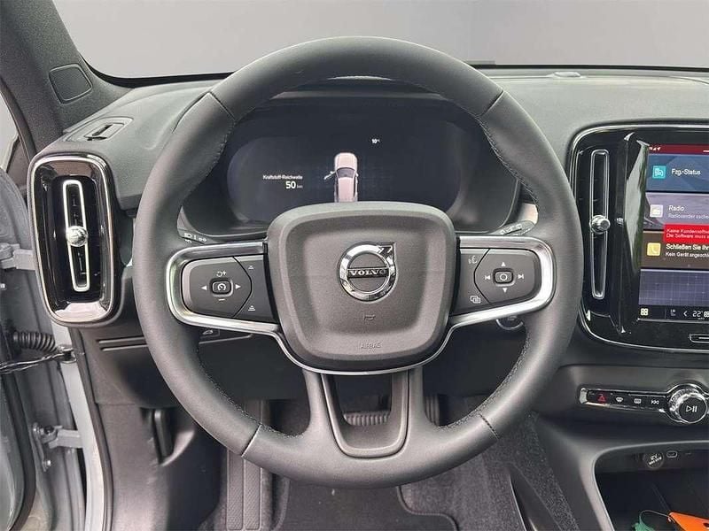 Gebraucht Volvo XC40 Core 163 PS (119 kW) 2025 Grau SUV
