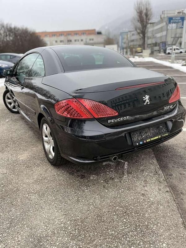 Gebraucht Peugeot 307 CC Active 109 PS (80 kW) 2006 Cabrio